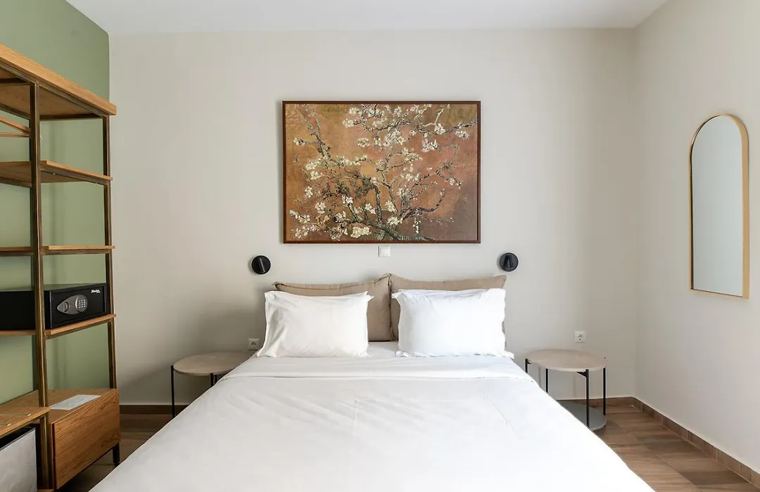 Vagabond Guesthouse-1