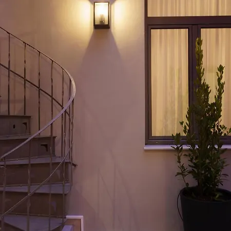 Vagabond Guesthouse-2